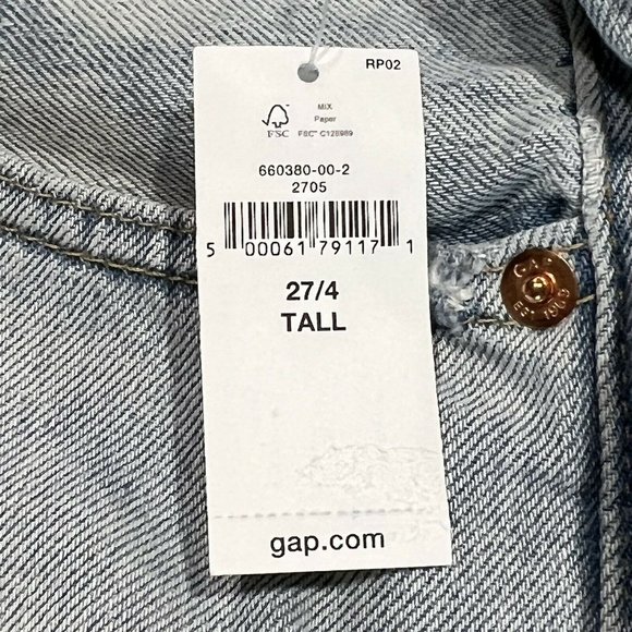 NWT GAP Boyfriend Denim Shorts Sz 4/27 TALL Light Wash Ripped #660380 - Picture 4 of 6